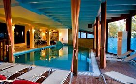 Acrotel Athena Villas  4*